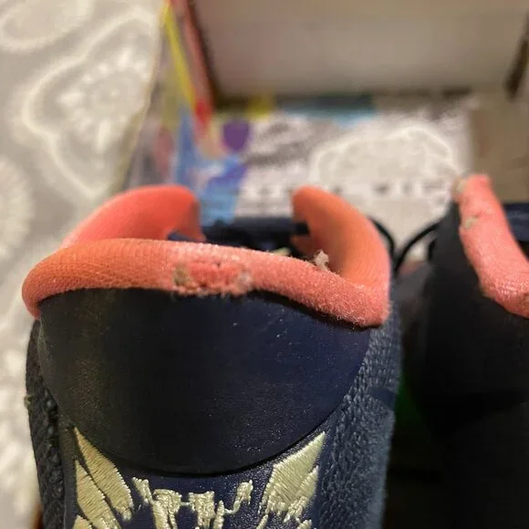 Nike Kyrie 7 Midnight Navy Basketball Shoes Sneakers Neon 🏀 Men's Size 9- used - Picture 9 of 16